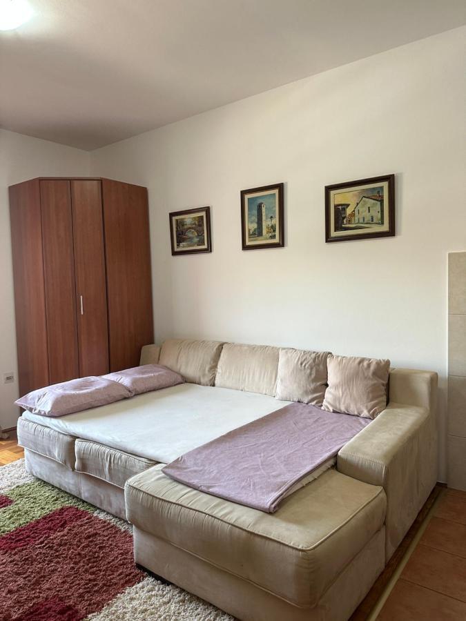 Bella Apartman 波德戈里察 外观 照片