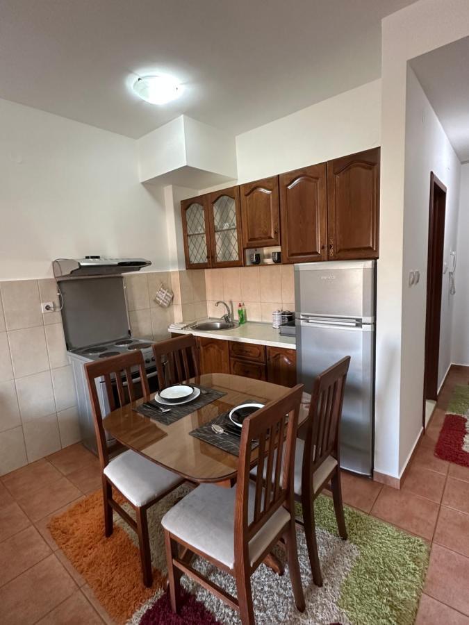 Bella Apartman 波德戈里察 外观 照片
