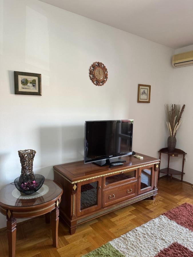 Bella Apartman 波德戈里察 外观 照片